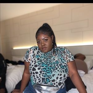 Meet your Posher, Ashley